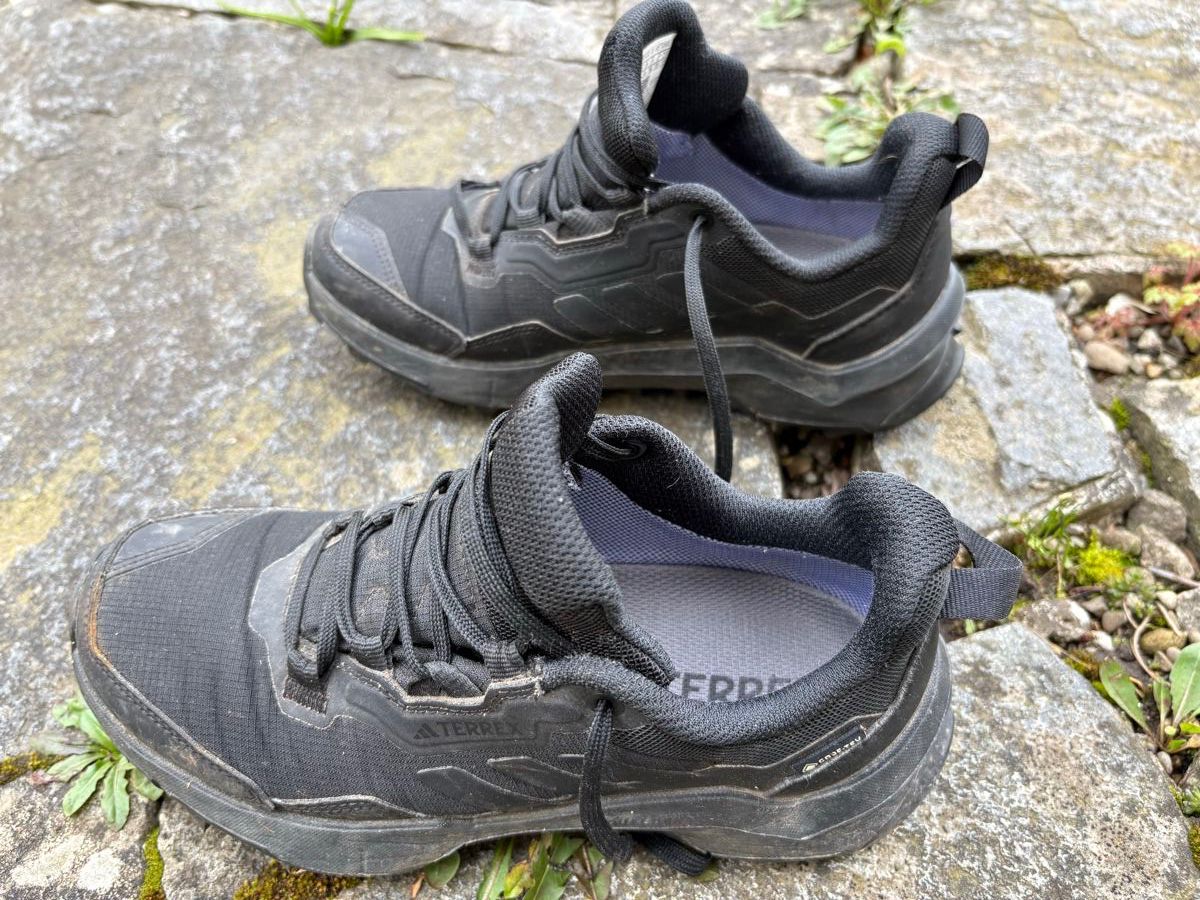 Adidas Scarpe da donna: Adidas Terrex AX4 Gore Tex Wanderschuhe – Usato da Zürich venduto da que_kf7d 1