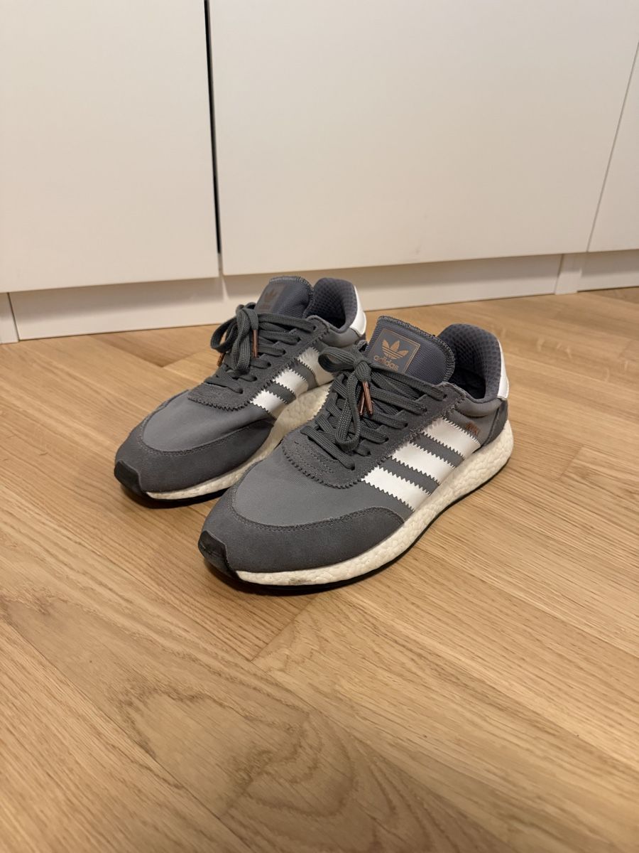 Adidas Scarpe da uomo: Adidas Iniki – Nuovo (secondo la descrizione) da Thalwil venduto da rap_z9px