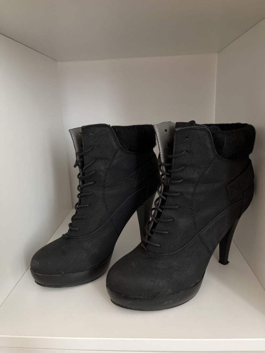 Scarpe da donna: Stiefeletten – Usato da Dietikon venduto da na_129