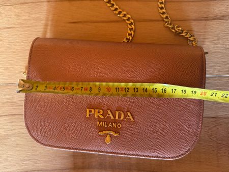 LaElegante Prada Tasche in Roségold - Handtasche oder Clutch