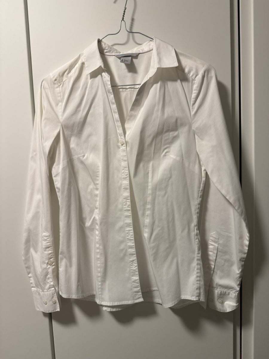 H&M Chemisiers: H&M Bluse Gr. 36 – D'occasion à Wiesendangen par yoana00