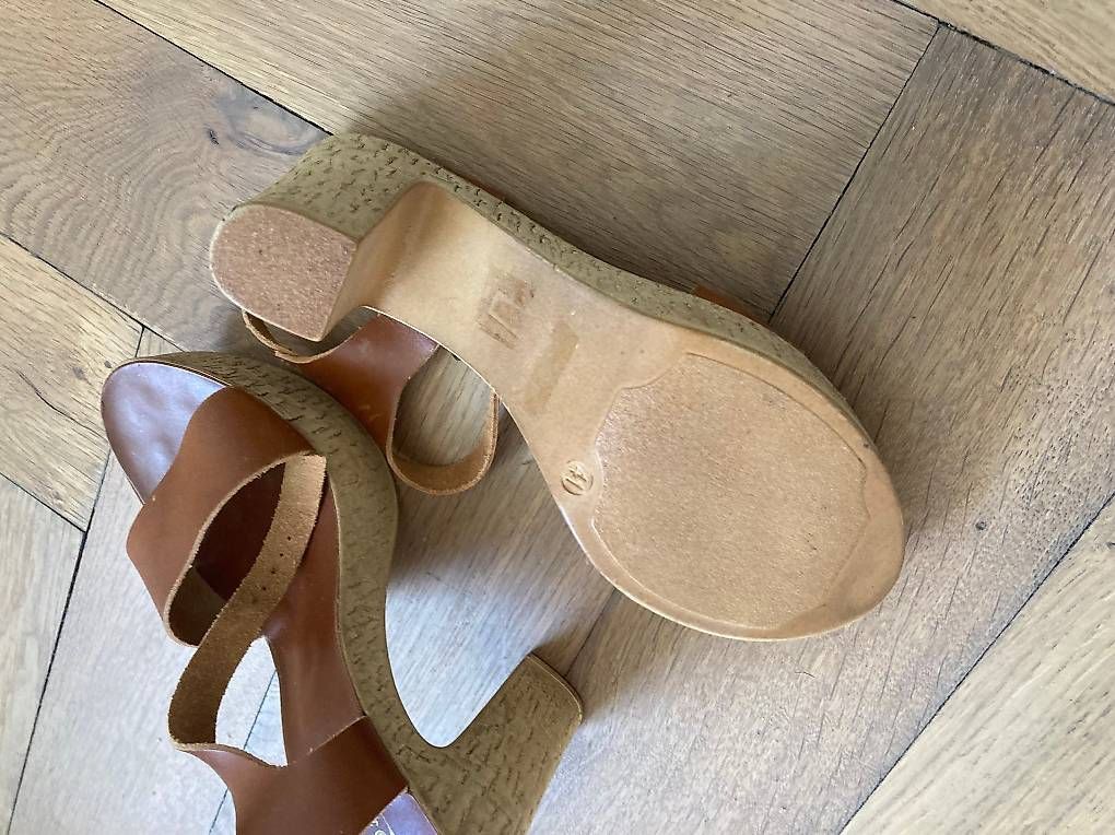 Scarpe da donna: Sandales cuir Bata pointure 41 – Usato da Renens VD venduto da chrstn 2