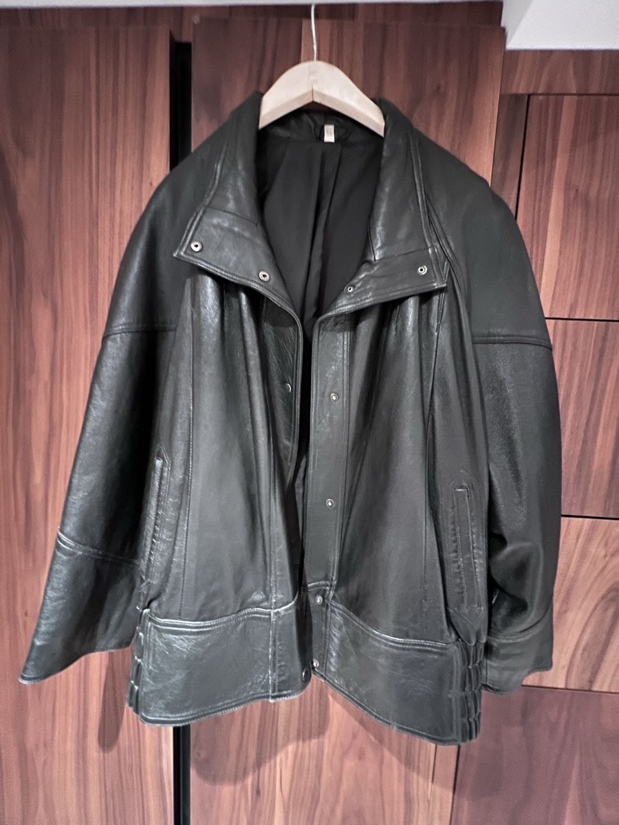 Giacche: Lederjacke schwarz Echtleder mit Innenfutter gebraucht – Usato da Menziken venduto da Giulietta1 1