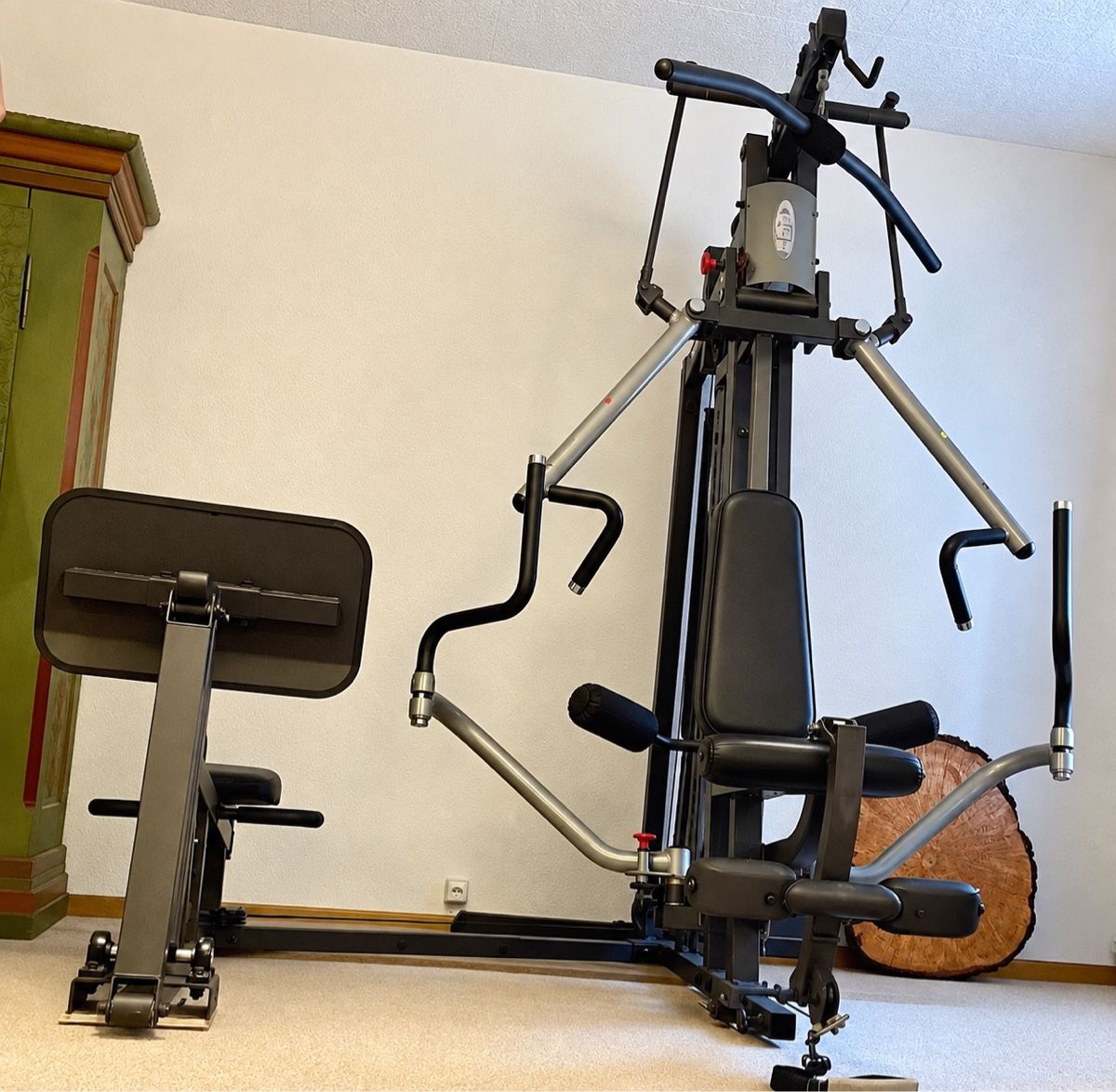 Hometrainer: Kraftstation Body Solid mit Beinpresse gebraucht – Gebraucht aus Pfäffikon ZH von Sandra07000