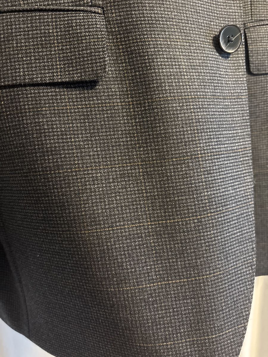 Hugo Boss Lots de vêtements: Boss Men's Suit Jacket + Pants, Size 52 – Neuf (Voir description) à Zürich par mary_5ln5 1