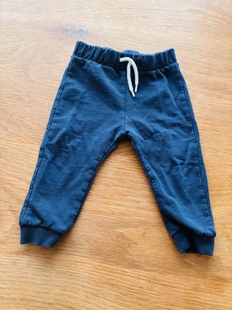 Kinder Jogginghose dunkelblau mit Kordelzug gebraucht