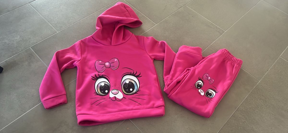Lotti & Set di vestiti: Pinkes Mädchen Set, Gr. 110/116 Top Zustand  – Usato da Seon venduto da Sunny-Schmuck78