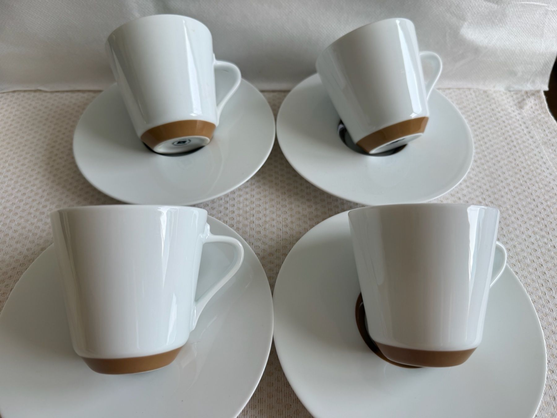 Nespresso Tassen: Nespresso - Andrée Putman - tasses à café – Gebraucht aus Sion von accroshoes
