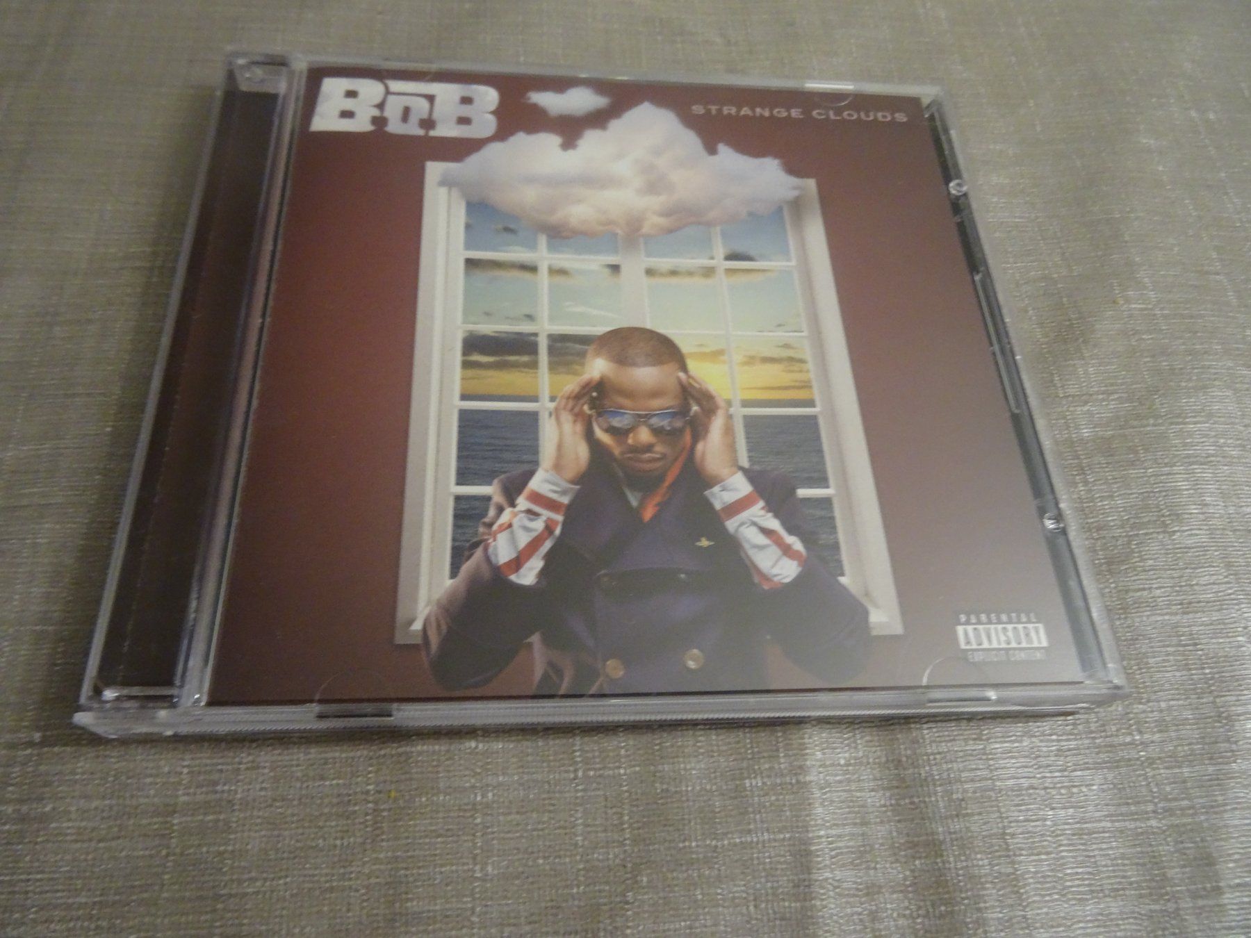 CD: B.o.B. - BOB Strange Clouds CD – Usato da Olten venduto da Disc-Ausverkauf