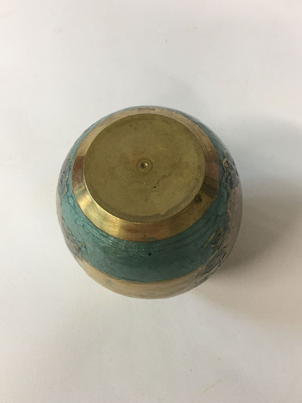 Vasen & Gefässe: Messing Vase mit Blumenmuster Handarbeit Vintage – Gebraucht aus Olten von ELHANDEL 3