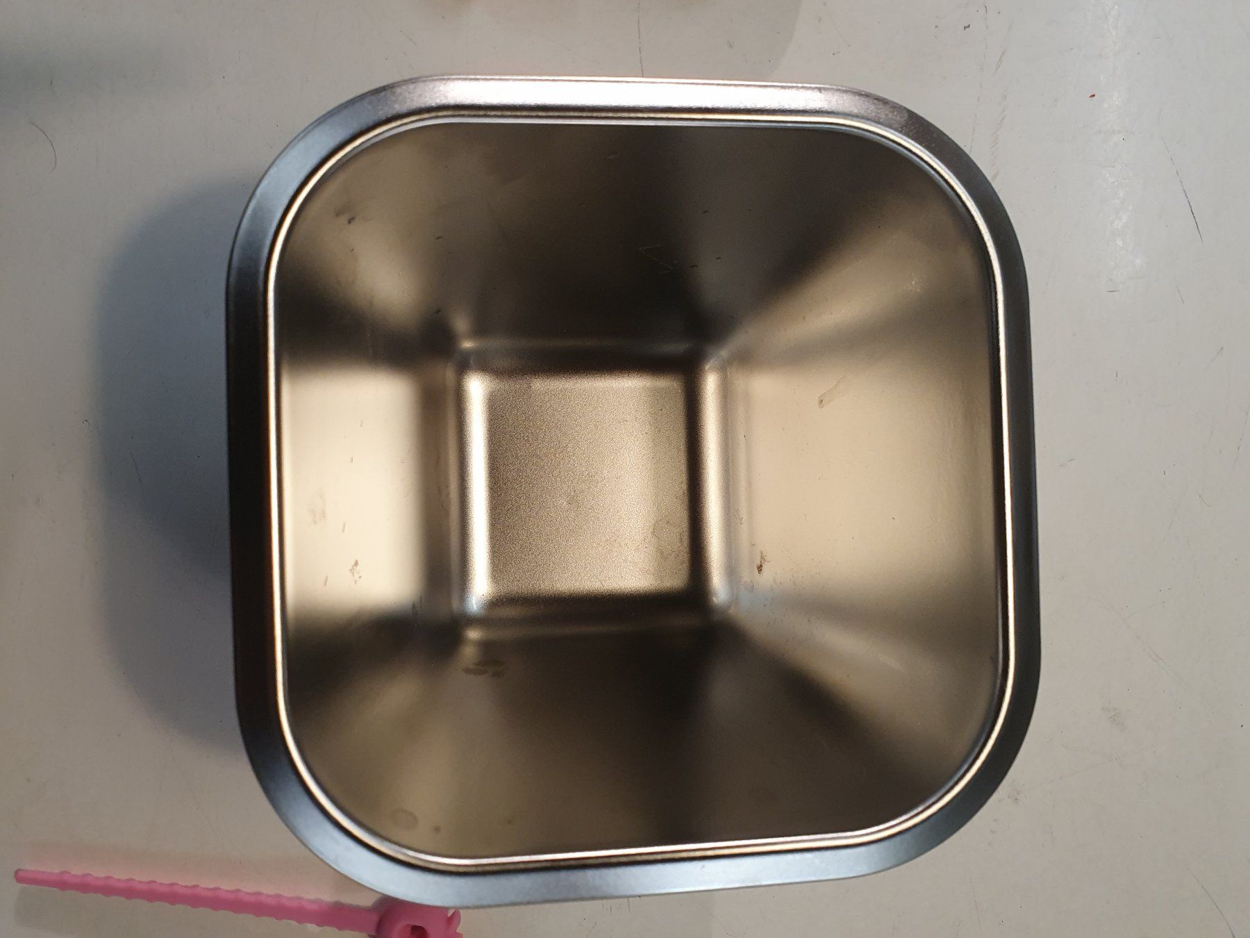 Tupperware Contenitori & Simili: Gefrierbox Chromstahl mit Gummibriden – Usato da Zürich venduto da loosebone 3