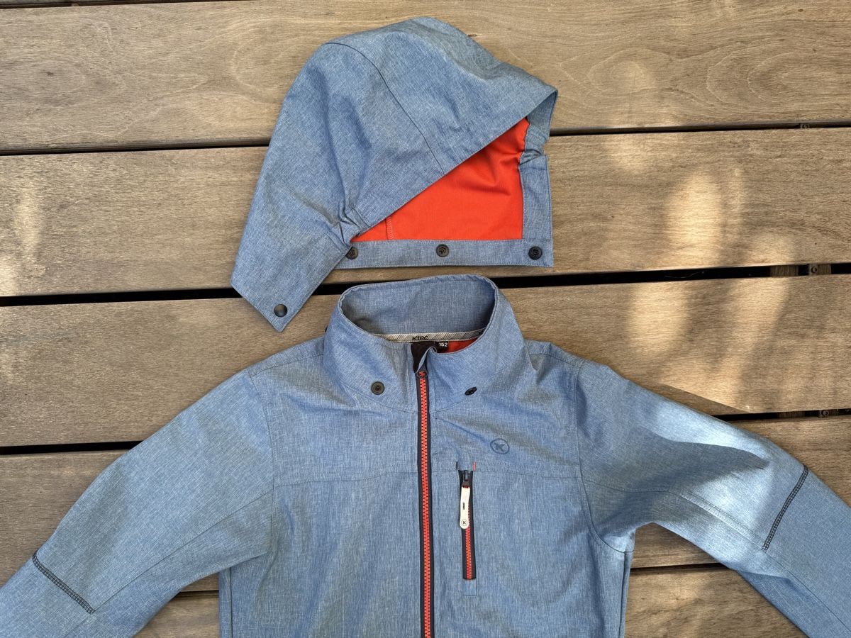 Giacche: K-Tec Softshelljacke Gr. 152 | Blau mit Kapuze, Top – Usato da Sulgen venduto da millowillow 2