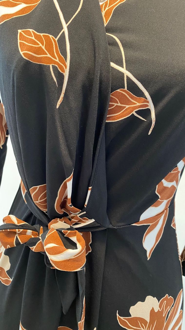 Comma Kleider: Kleid mit Blumenmuster – Gebraucht aus Starrkirch-Wil von sclupain 3