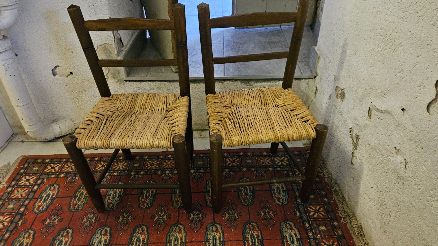 Stühle: 2 sedie per bambini in legno e paglia – Gebraucht aus Melano von H-Sara 1
