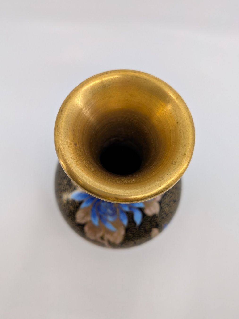 Vasi & Recipienti: Cloisonné Vase auf Sockel – Usato da Emmen venduto da magelan 1
