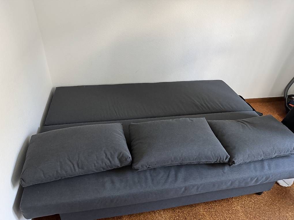 Divani: Bequemes Bettsofa – Usato da Zürich venduto da justin27 2