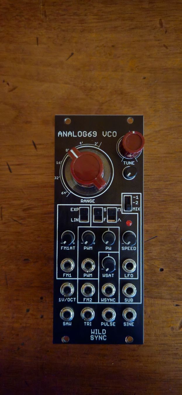 Musikinstrumente: WildSync Analog 69 Eurorack VCO – Neu (gemäss Beschreibung) aus Vulliens von irauchimax