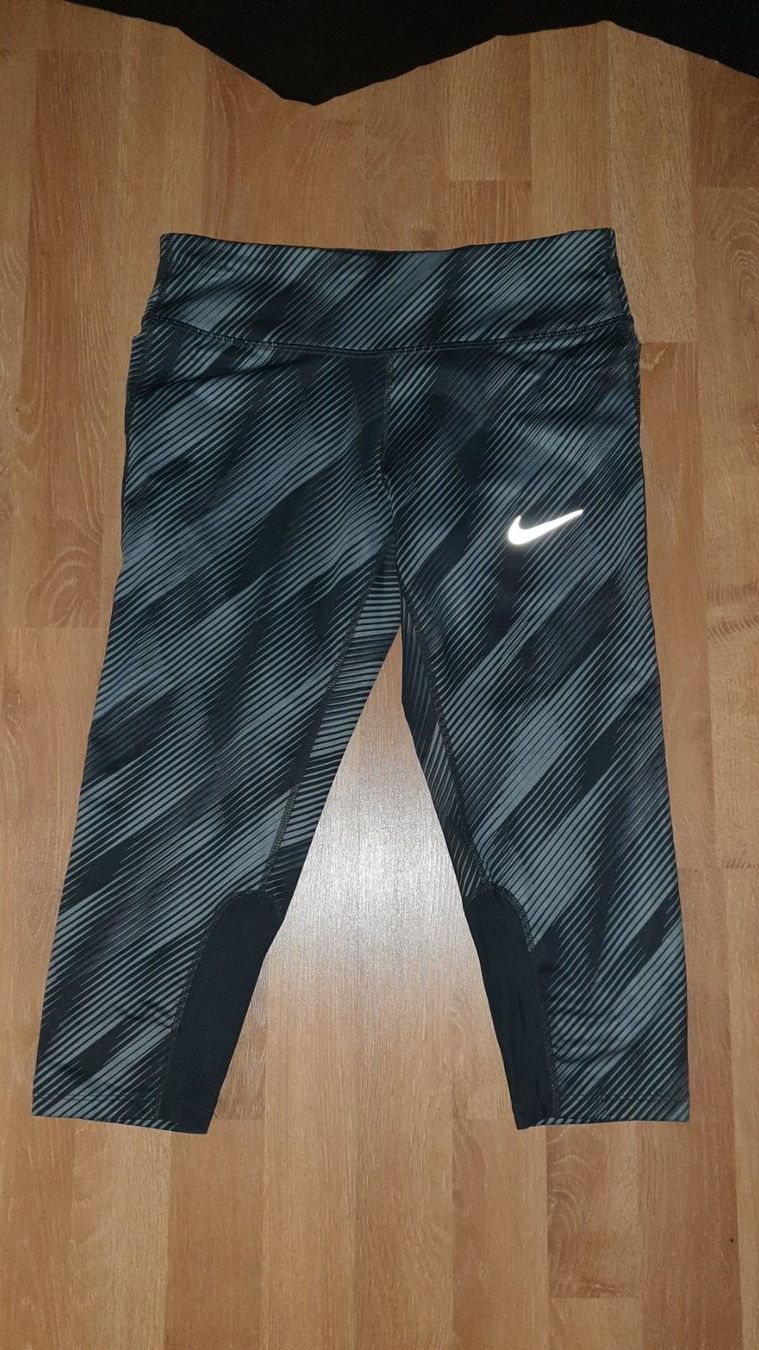 Nike Pantaloni: Nike Laufhose Running Damen – Nuovo (secondo la descrizione) da Arbon venduto da Halindra