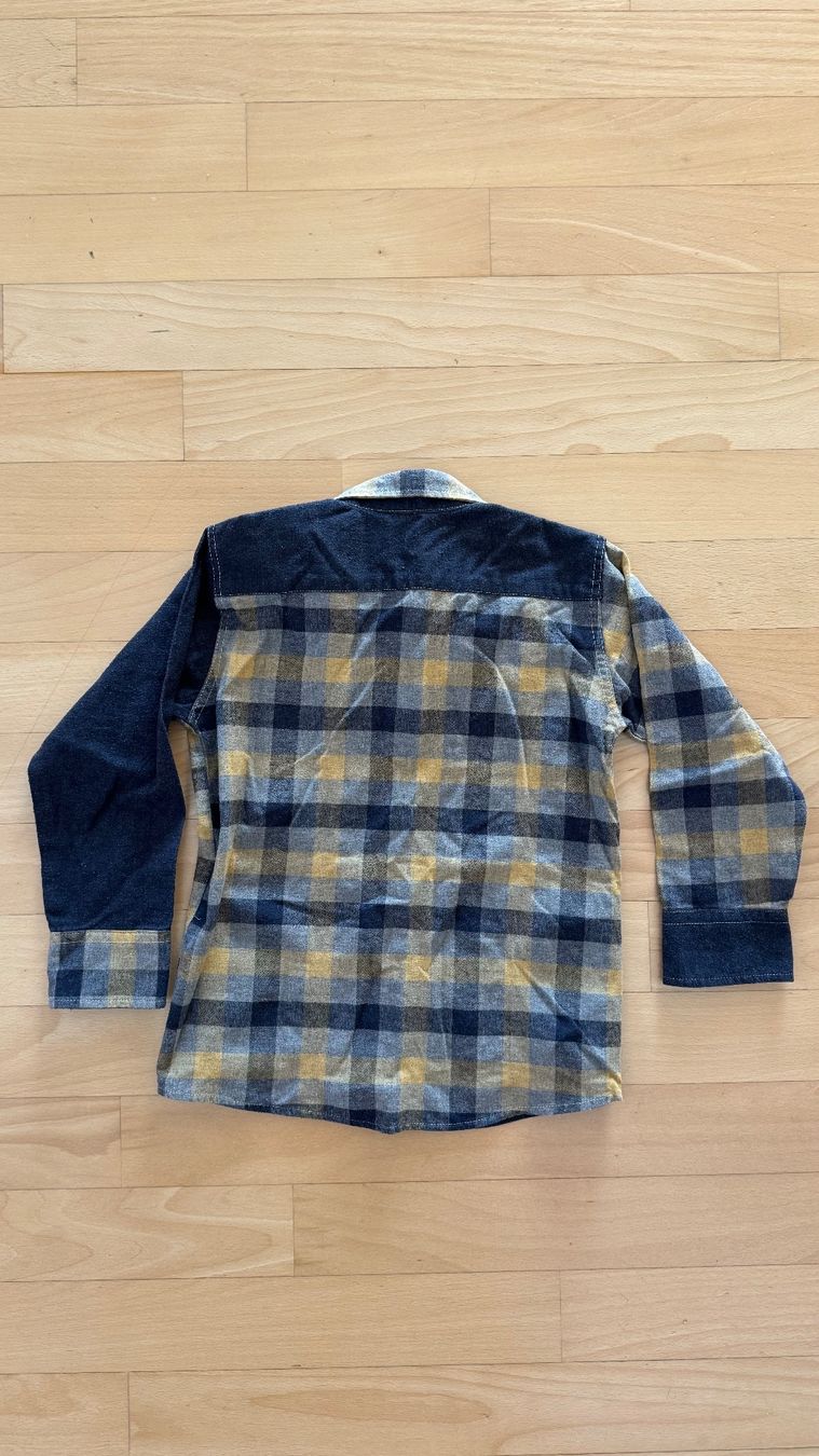 Hemden, T-Shirts & Polos: Hemd Incey Gr. 116 – Gebraucht aus Zürich von nadyasuv 1