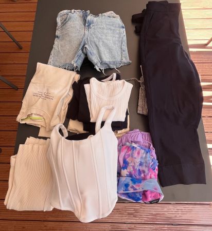 Damen-Kleiderpaket XS – 36 Teile
