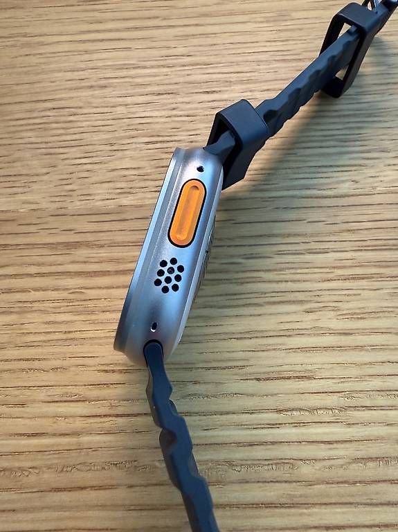 Apple Smartwatch: Apple Watch Ultra 3 Titan – Usato da Windisch venduto da Kenjins 3