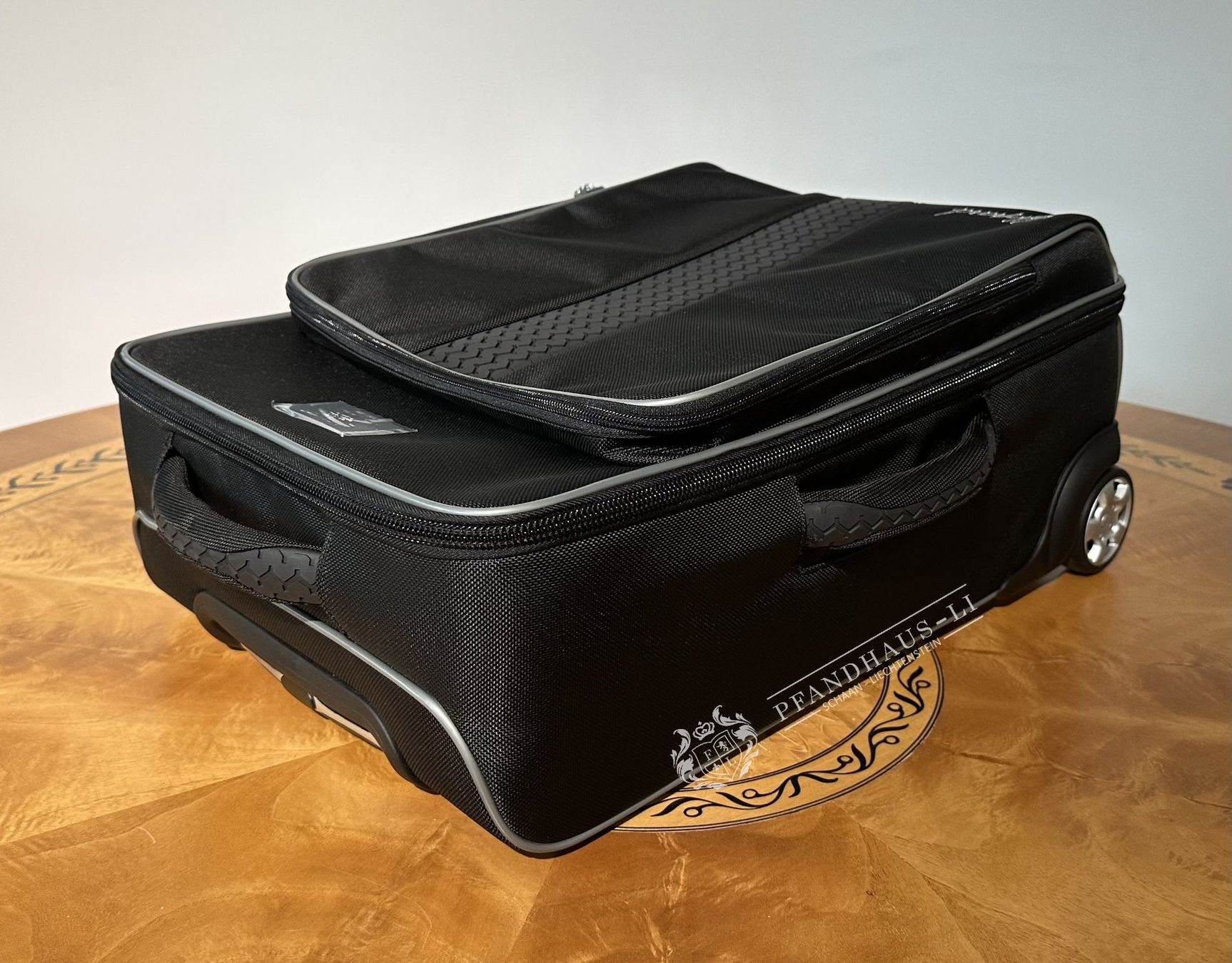 Valigie: Chopard Trolley Jacky Ickx Limited Edition unbenutzt – Nuovo (secondo la descrizione) da Schaan venduto da Pfandhaus-LI 7