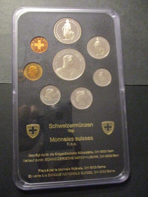 Tutti le monete: Set 1990 STGL  Neuf  Top qualité – Nuovo e nell'imballaggio originale da Lovens venduto da Jelmi 1