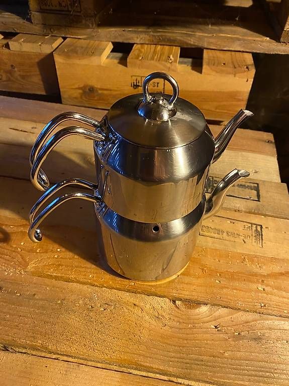 Teiere: Spezielles Kaffeekännchen – Usato da Strengelbach venduto da Luftschutzsoldat