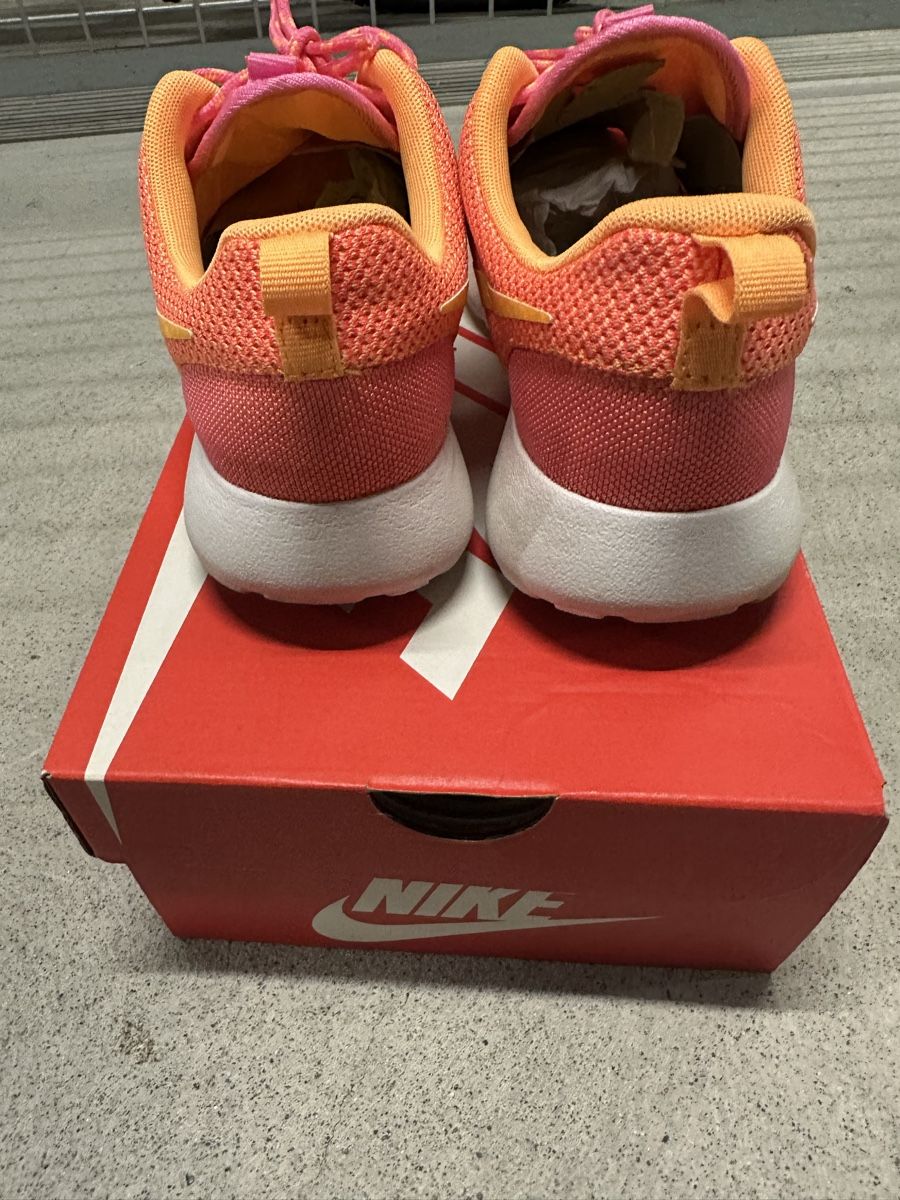 Nike Scarpe da uomo: Nike Rosherun Gr. 36.5 – Usato da Bern venduto da Shininglove 4