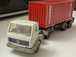 Wiking Sattelschlepper Mercedes-Benz / HO