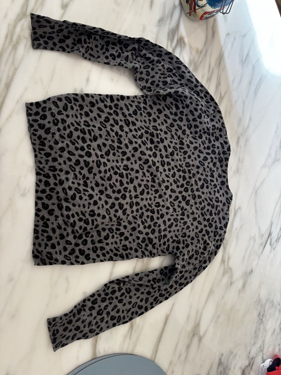 Pullover & Sweatshirts: Stella McCartney Kids Leopard Sweater. Size 10 Years – Gebraucht aus Genève von Skigasp 2