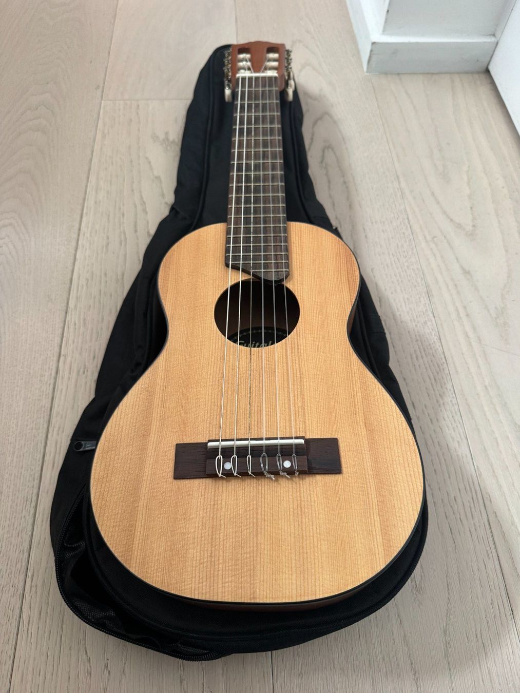 Yamaha Musikinstrumente: Guitalélé Yamaha GL-1 – Gebraucht aus Vandoeuvres von mathdriving 2