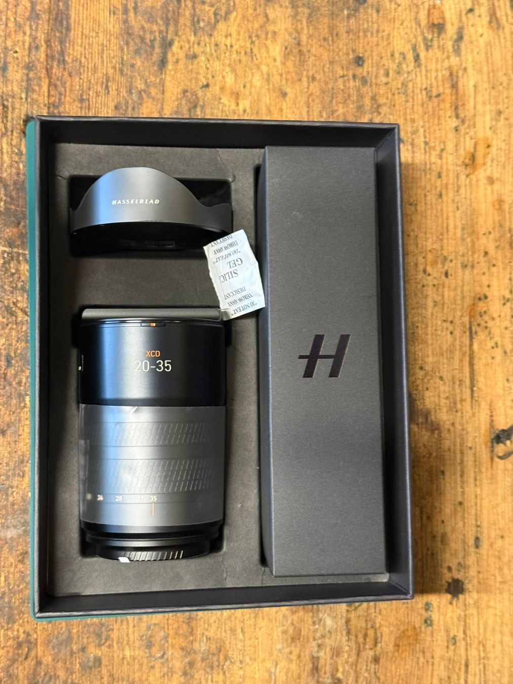 Hasselblad Obiettivi: Hasselblad Objektiv XCD f3,2-4,5 / 20-35mm E – Nuovo (secondo la descrizione) da Prêles venduto da rs4b07