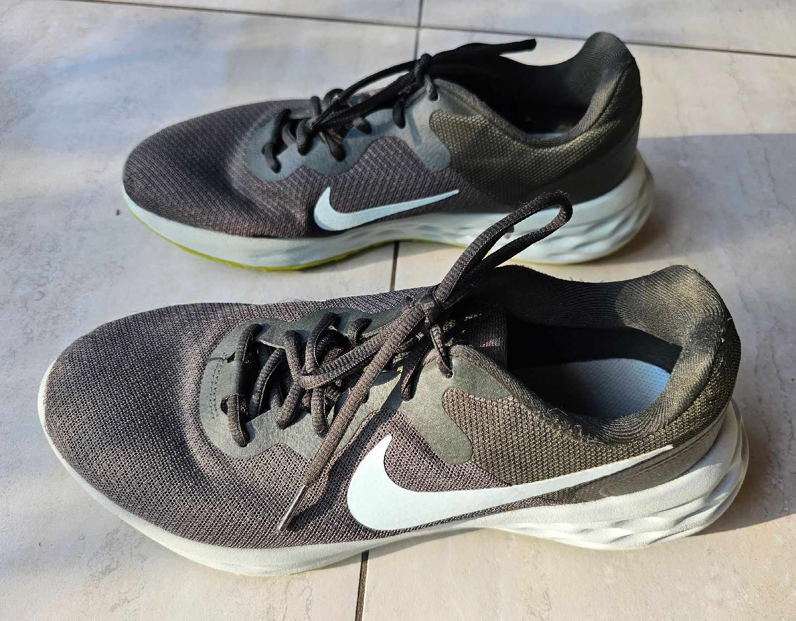 Scarpe da uomo: Laufschuhe Nike Revolution 6 – Usato da Jaun venduto da astix 1