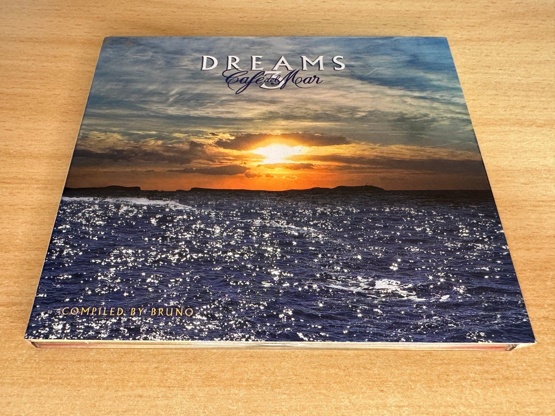 CD: Various – Café Del Mar Dreams 3 – Usato da Rikon im Tösstal venduto da Alpenmutz