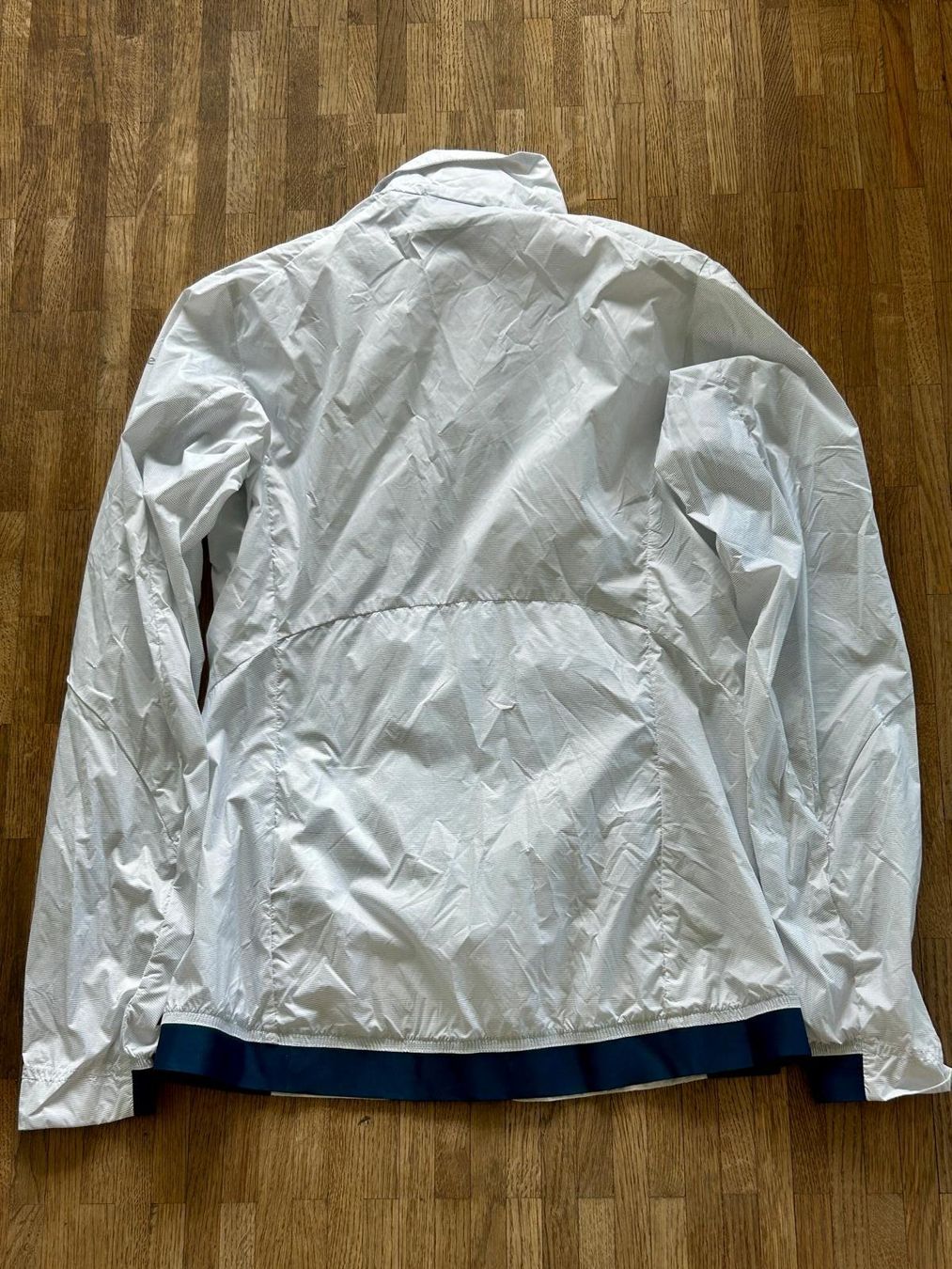 Schoeffel Giacche: Schöffel leichte Windjacke Running oder Wanderjacke Gr. 36 – Usato da Bern venduto da arwori 1