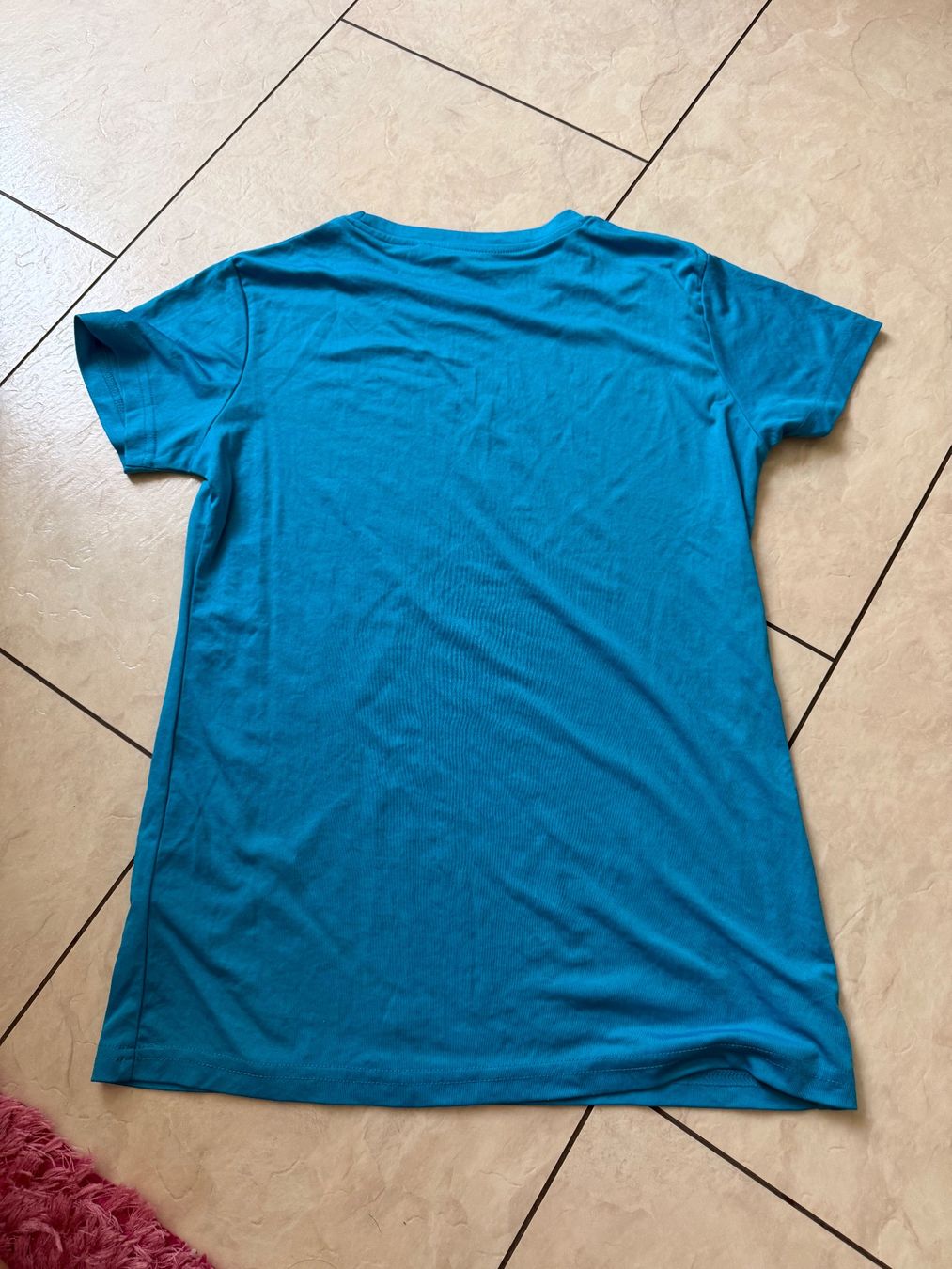T-shirts: blaues Sport T-Shirt – Neuf (Voir description) à Uetikon am See par m1384 1