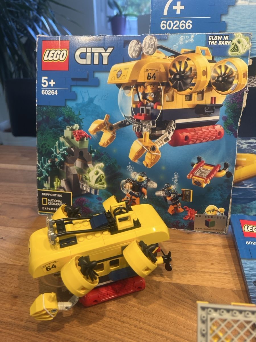 Lego Kit di costruzioni: LEGO City 60266: Ocean Exploration Ship – Usato da Zürich venduto da JuneBaby12 1