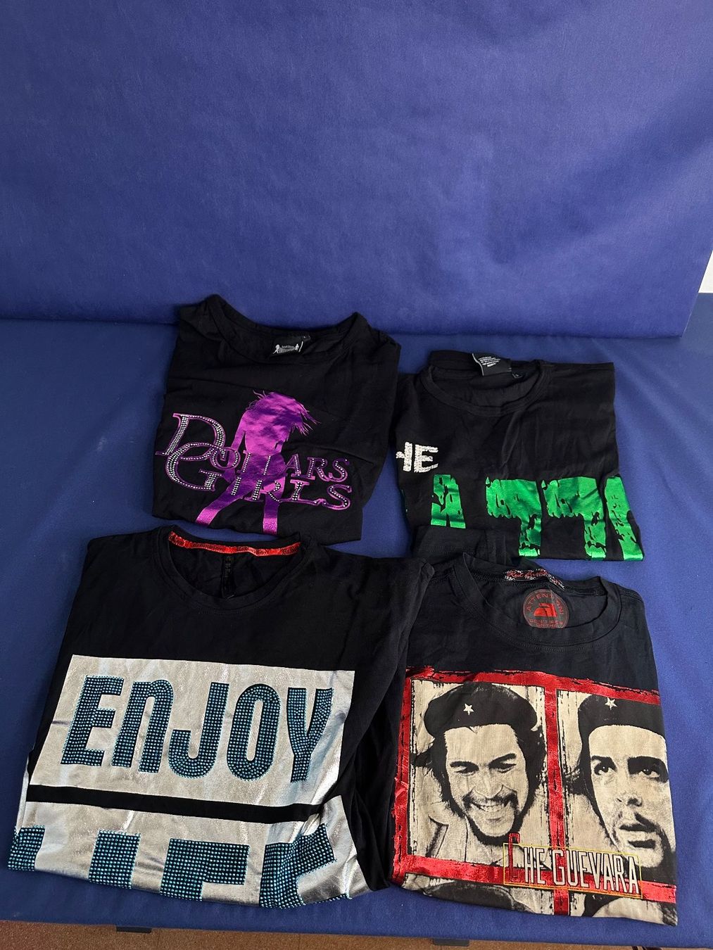 Ensembles coordonnés: 4 T-Shirts – D'occasion à Liestal par FuV01