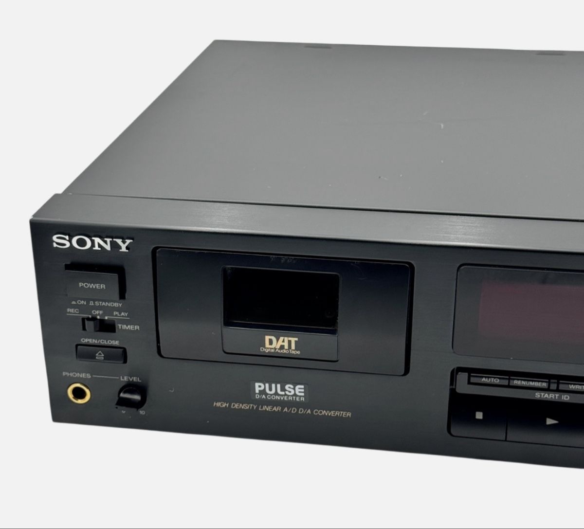 Sony Registratori: Sony DTC-690 Digital Audio Tape DAT-Recorder – Difettoso da Trimbach venduto da SABO-61 4