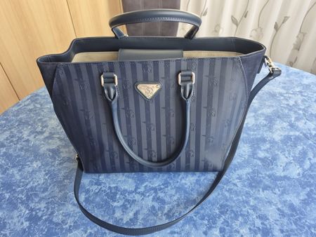 Maison Mollerus Vinerus Handtasche in Blau