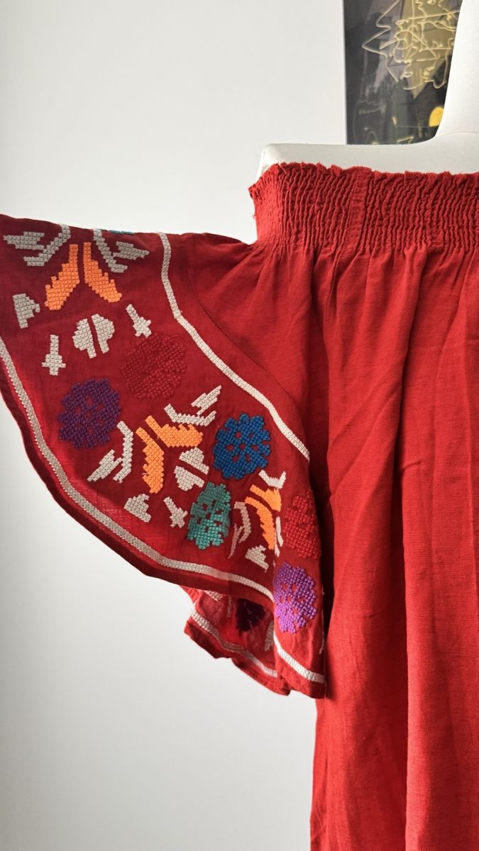 Next Robes: Kleid  – Neuf (Voir description) à Mörigen par TimelessFinds 1