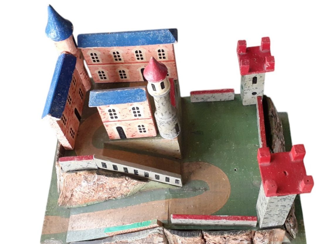 Giocattoli: Burg antik 1890 – Usato da Mörschwil venduto da antiksalon 7