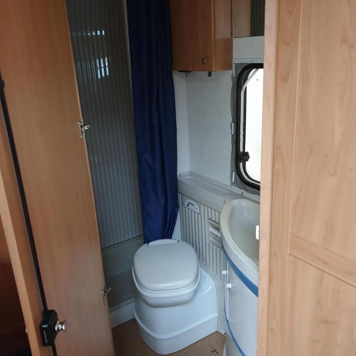 Bürstner Veicoli da campeggio: Wohnmobil Fiat Ducato Bürstner – Usato da Buchs SG venduto da haanfo 7