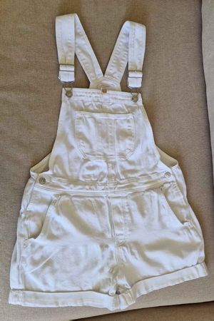 Shorts Latzhose weiss Grösse 146/152 Manor Kids