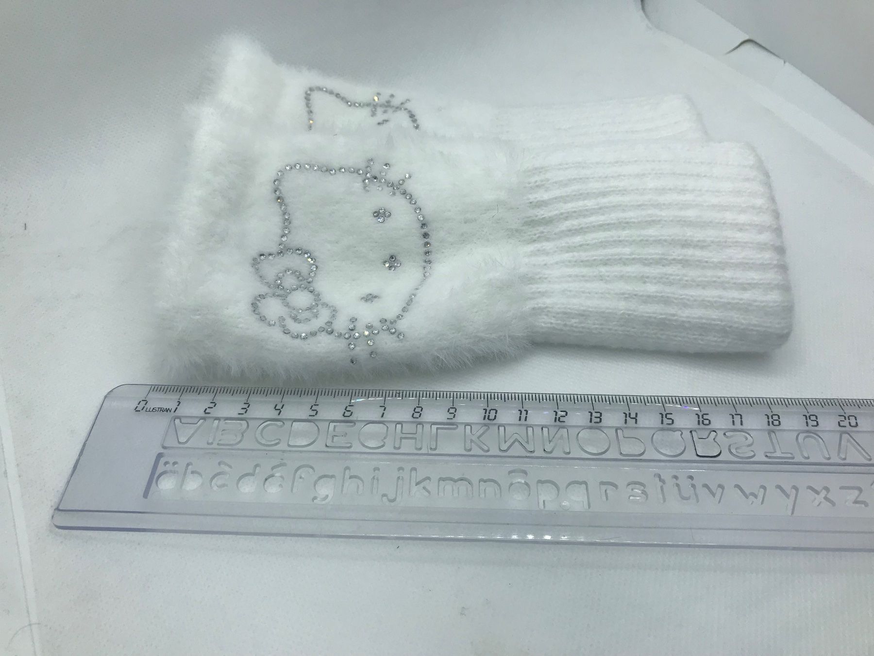 Guanti: Hello Kitty Handschuhe Weiss Winter Neu – Nuovo e nell'imballaggio originale da Niederteufen venduto da mix18 3