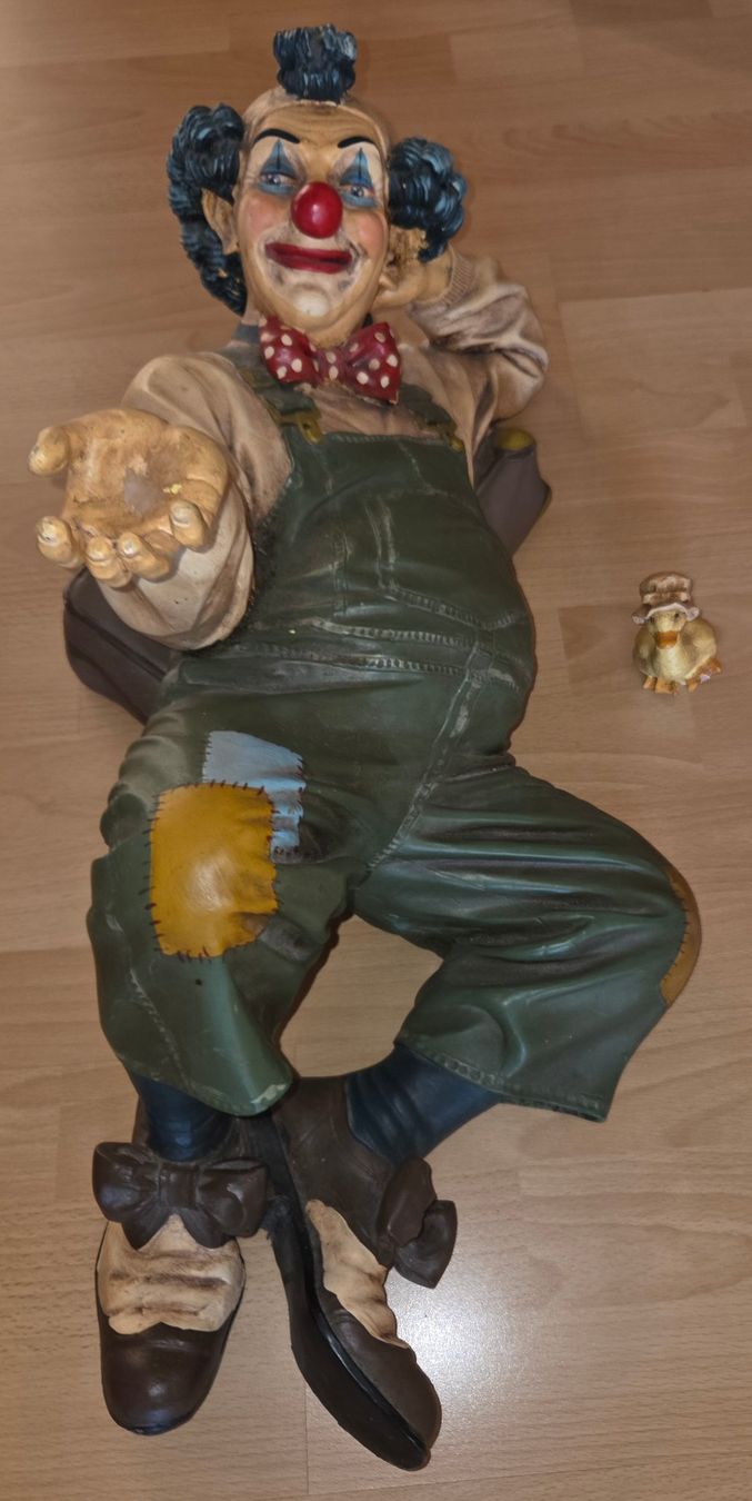 Statuette: grosse Clownfigur von Jun Asilo 95 – Usato da Gossau SG venduto da tenerife11 4