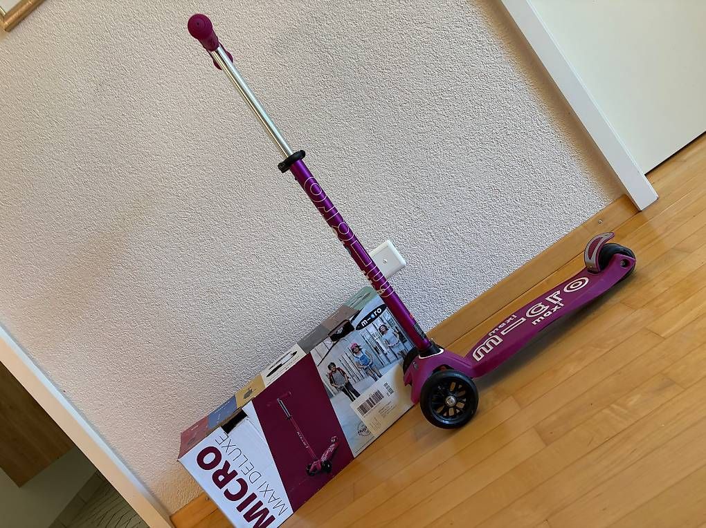 Micro Veicoli per bambini: Micro Maxi Deluxe Pro  trottinette – Usato da Zollikofen venduto da roxana_07