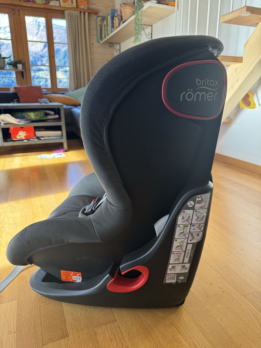 Britax Römer Seggiolini per auto: Britax Römer Autositz Kinder – Usato da Wengen venduto da AnisWoe95 1