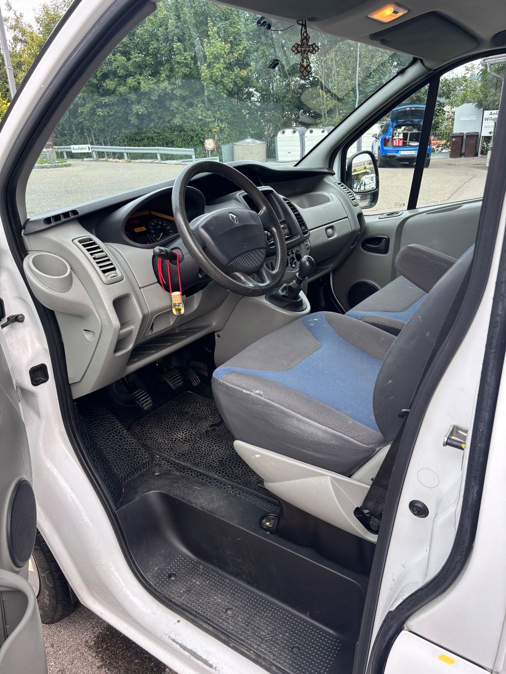 Renault Nutzfahrzeuge: Renault Trafic Kastenwagen – Gebraucht aus Henau von inf_6cll 5